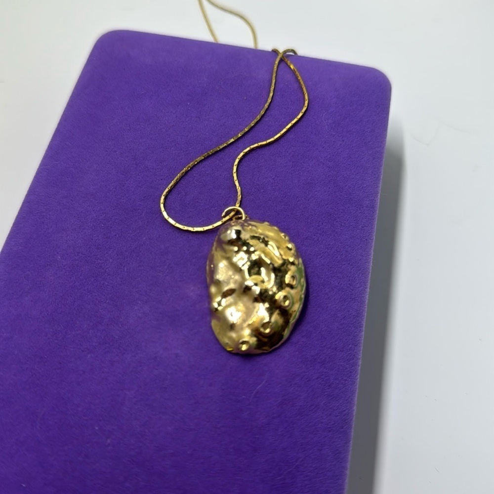 💛 Vintage Gold Plated Alabone Necklace